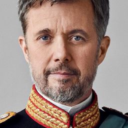 H.M. Kong Frederik X af Danmark - BJARKE INGELS — 建築大時代演員 飾演Himself