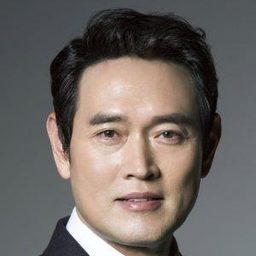 Kim Myoeng-su 飾演 Choi Sang-gi