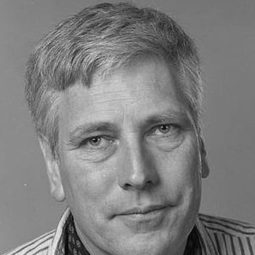 Tom van Beek 飾演 Petrucci