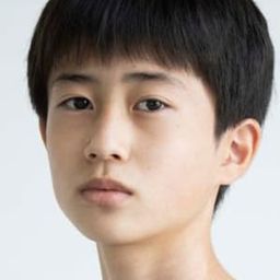 坂元愛登 飾演 Kosuke Kobayashi