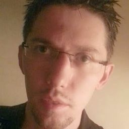 Cyril Bernicot 飾演 Le Querrec