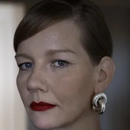 姍迪許娜 - 談談天氣演員 飾演Hanna