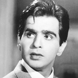 迪利普·庫瑪 飾演 Mohan Kumar