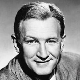 Joe Sawyer - 化石森林演員 飾演Jackie