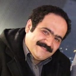 Bahador Maleki 飾演 