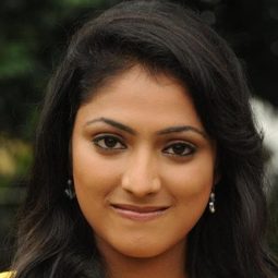 Hariprriya 飾演 Manga