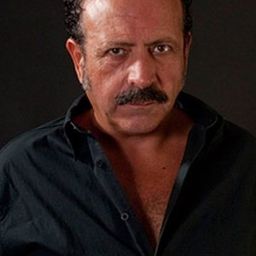 Manuel Tallafé 飾演 Ramiro