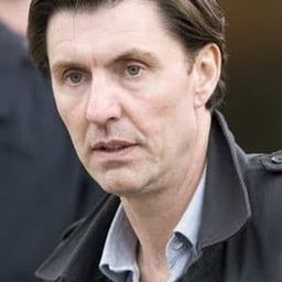 Dorian Lough - 新娘百分百演員 飾演Loud Man in Restaurant