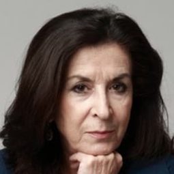 Nena Mendi - 流浪藝人演員 飾演