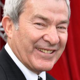 Martin Lamotte 飾演 M. Leblé, voisin du dessous