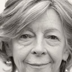 Valerie Lilley - My Dear Palestrina演員 飾演Mother