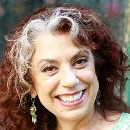 蘿絲·波提歐 飾演 Lidia Garcia