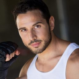 Daniel Locicero 飾演 