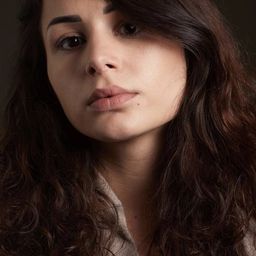 Cansu Leyan 飾演 Berivan