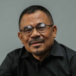 加林·努葛魯侯 - 99 Nama Cinta編劇