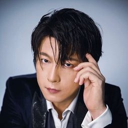 及川光博 飾演 Kyosuke Sawai