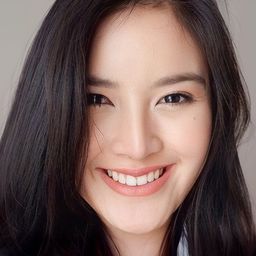 Panushanad Seehaumpai 飾演 Ngor