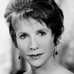 Julie Harris 飾演 Sook