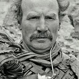 Peter Diamond - 古堡風雲演員 飾演Hood (uncredited)