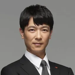 堺雅人 飾演 Yoshiaki Miyamae