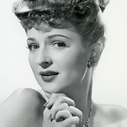 Joan Barclay 飾演 Receptionist