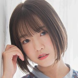 下地紫野 飾演 中野有香