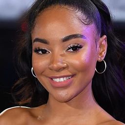 卡拉西蒙·史賓賽 飾演 Leah