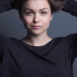 瑞巴·布爾 飾演 Virgin Mary (voice)