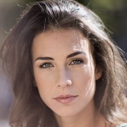 Michelle Carpente 飾演 Diletta