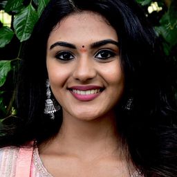 Nayan Sarika 飾演 Pallavi