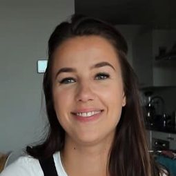 妮娜·沃林克 - 說好的婚禮呢演員 飾演Mandy