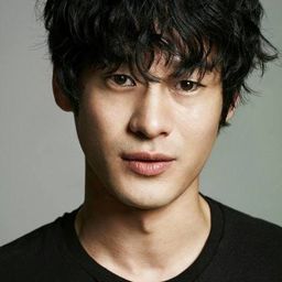 Lee Sun-Goo 飾演 Minho