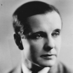 Creighton Hale - 群雄奪寶鷹演員 飾演Stenographer (uncredited)