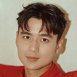 River Joseph 飾演 Anton