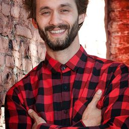 Mariano Torre 飾演 