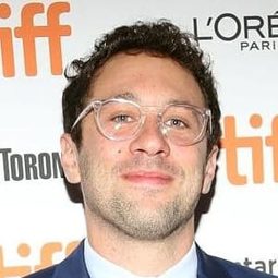 Theodore Bressman - 叢林之地編劇