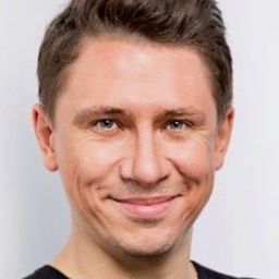 Timur Batrutdinov 飾演 Иван Васильевич Бунша/Иван Васильевич Грозный