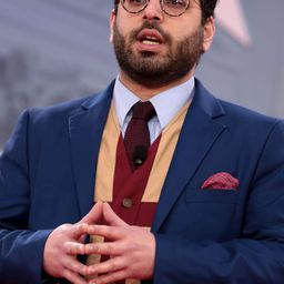 Raheem Kassam 飾演 Self
