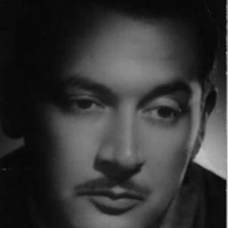 Eduardo Alcaraz 飾演 