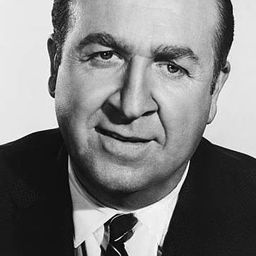 Jesse White 飾演 Louis 'The Lump' Lumpkin