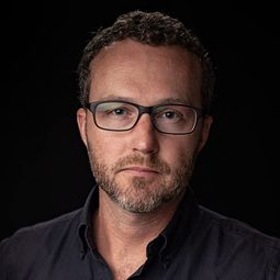 Devon Gummersall 飾演 Quentin Kemmer