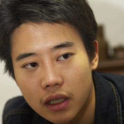 Seo Jang-won 飾演 Lee Seung-young