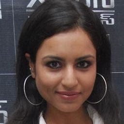 Aparna Sharma 飾演 Meet Grewal