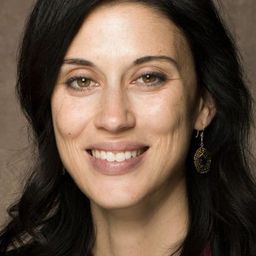 Cherien Dabis - Little Black Boot編劇