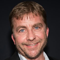 彼得·比林斯利 - Massarati and the Brain演員 飾演Christopher 'The Brain' Massarati