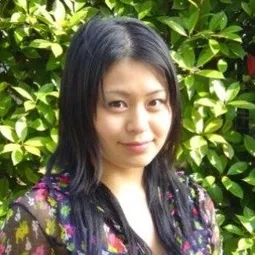 Konatsu 飾演 Akemi Kudo