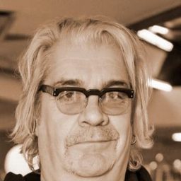 Jussi Lampi 飾演 Räyskä (voice)