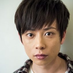 中川真吾 飾演 Shun Makura