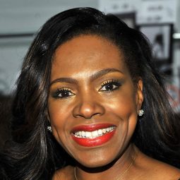 雪莉·李·拉爾夫 飾演 Marnie