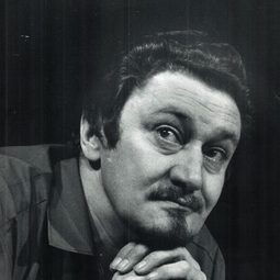 Jean Gascon - Straight for the Heart演員 飾演Invité au dîner